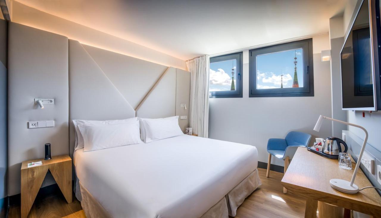 Hotel Occidental Diagonal 414 Barcellona Esterno foto